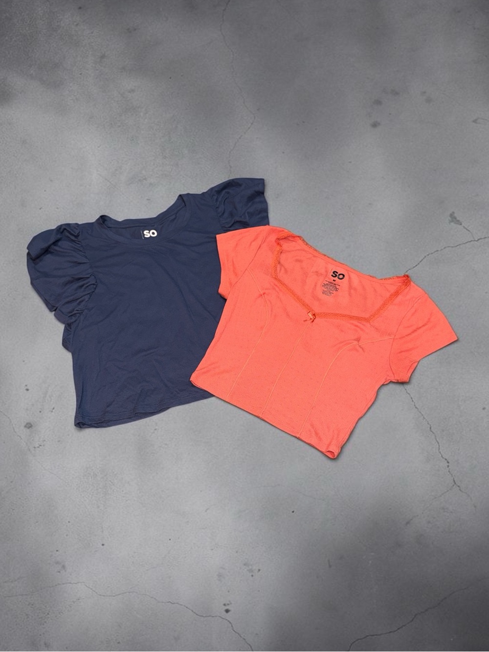 SO Navy Puff Sleeve Top & Coral Square-Neck Crop Top Juniors (M)